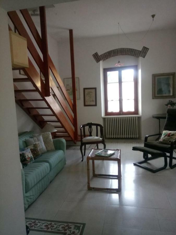 Casa Bartolacci Cozy Apartment Bivigliano Exterior photo